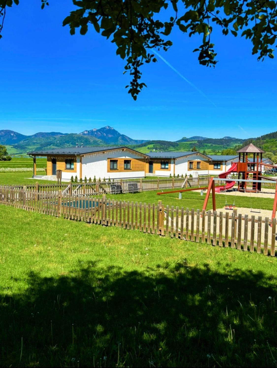 Rezort Zvernica Vlachy - Family & Fun Esterno foto